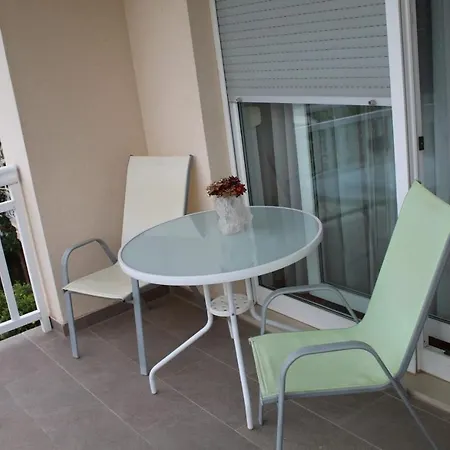 Apartmani Babic Podstrana Kültér fotó